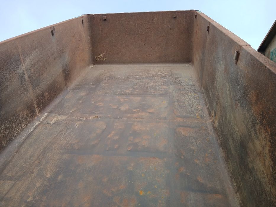 VALLET 10t  Przyczepa skorupowa ,resor, własna hydraulika, . Wywrotka