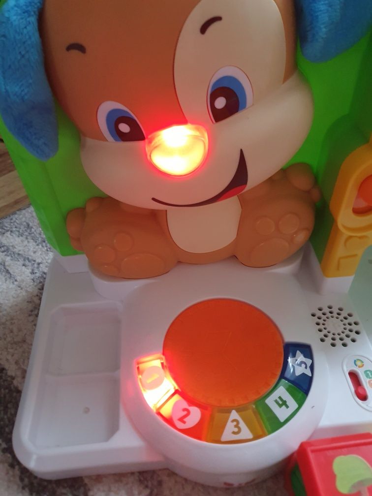 Fisher price, stacja szczeniaczka