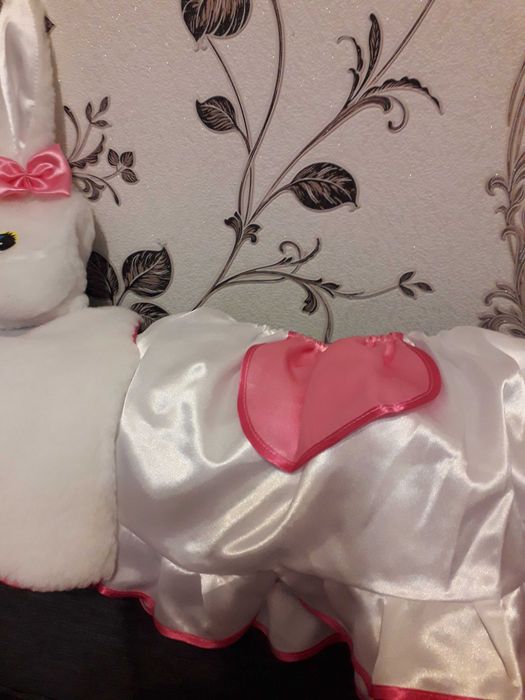 Прокат  200 гривен детские новогодние костюмы.