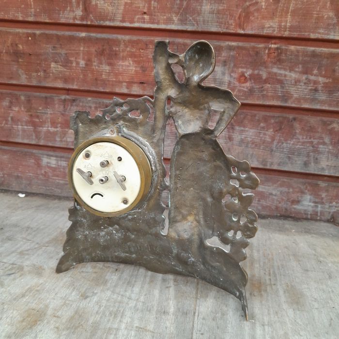 Piękny zegar mosiężny kominkowy