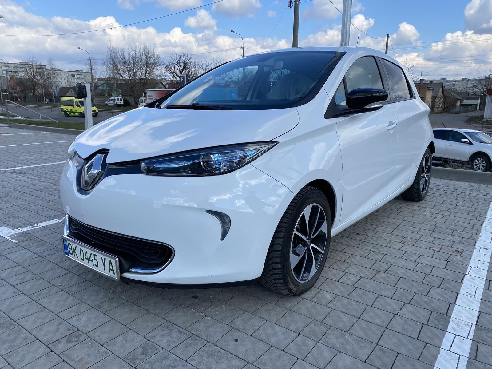 Продам Renault Zoe