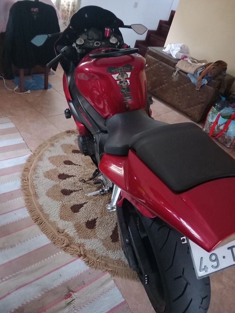 Yamaha yzf R1 2002