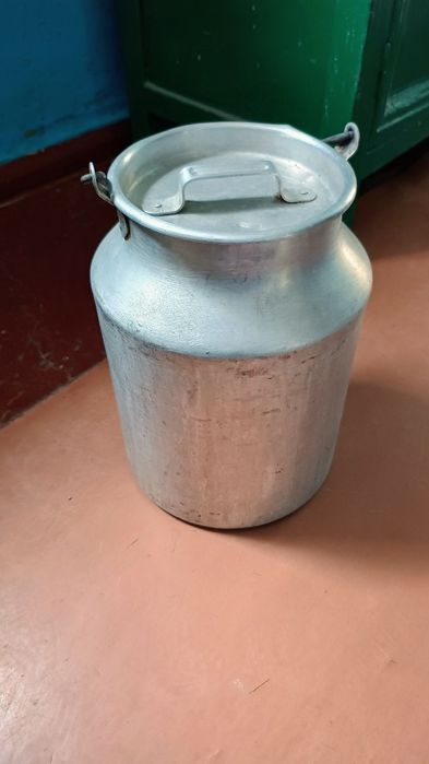 Продам алюминеевые бидоны
