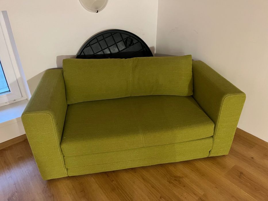 Sofa mam 2 ba sprzedaży 100zielona i 150zl + 2 krzeseł