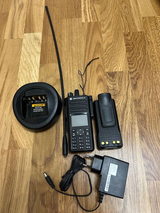 Motorola DP4800 UHF