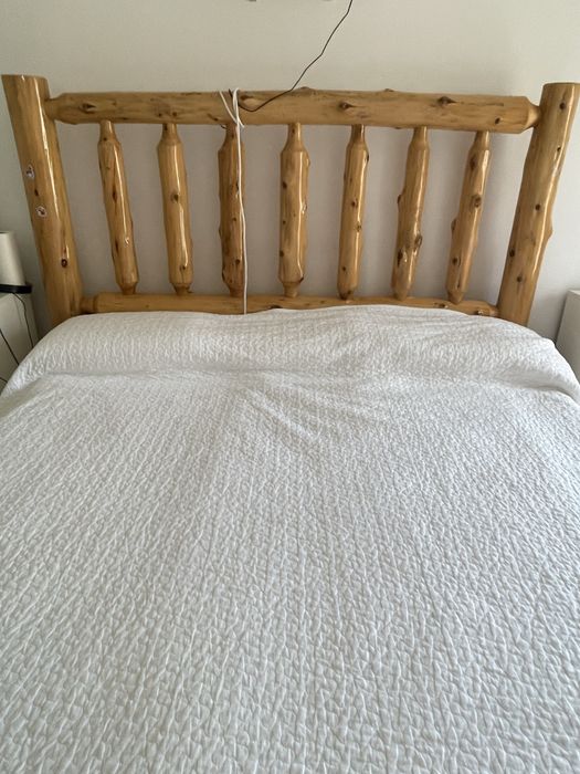 Estrutura de Cama King Size Amish Feita à Mão + Box IKEA