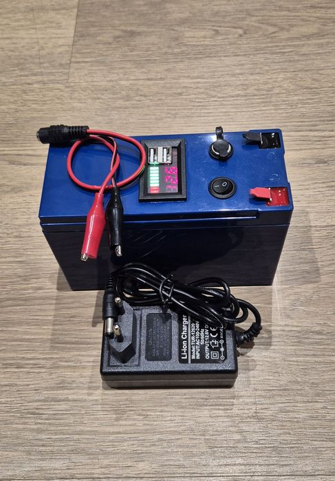 Акумуляторна батарея 12v - 21Ah