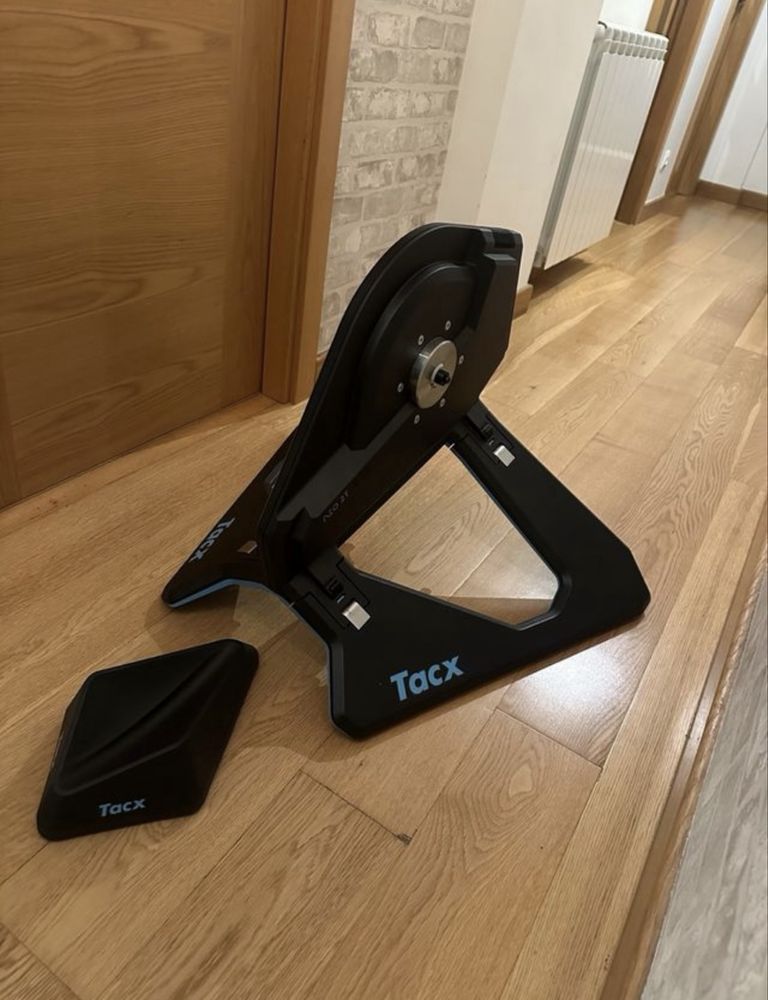 Trainer Tacx Neo 2T
