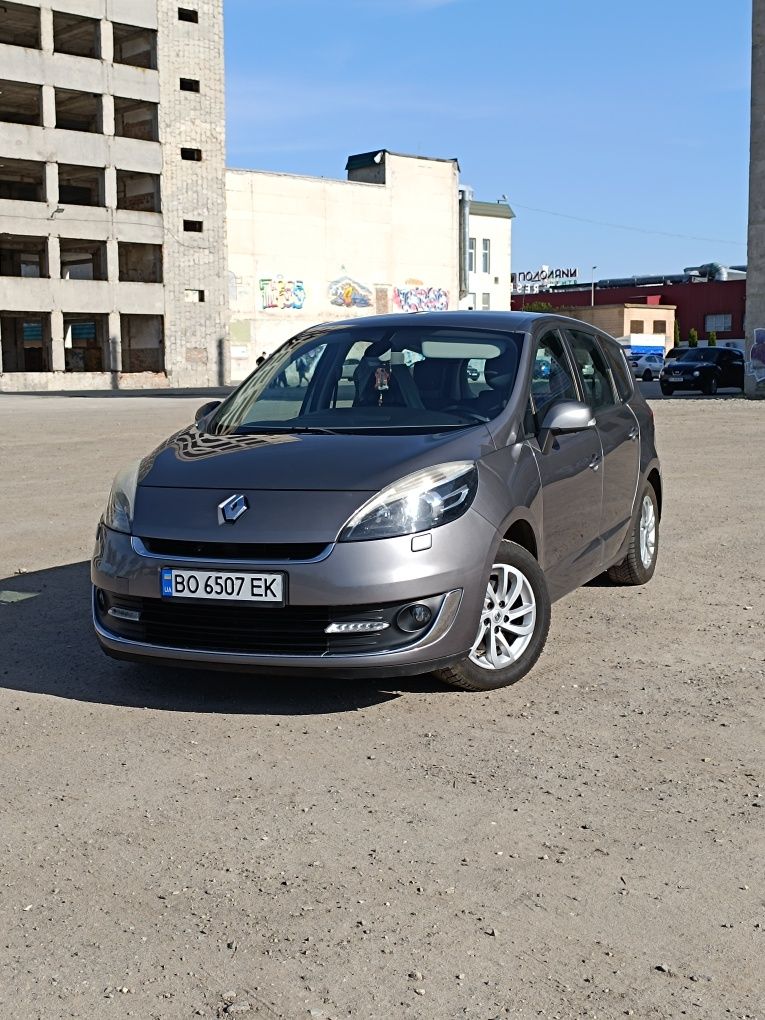 Renault Grand Scenic 2012 1.5dci MT