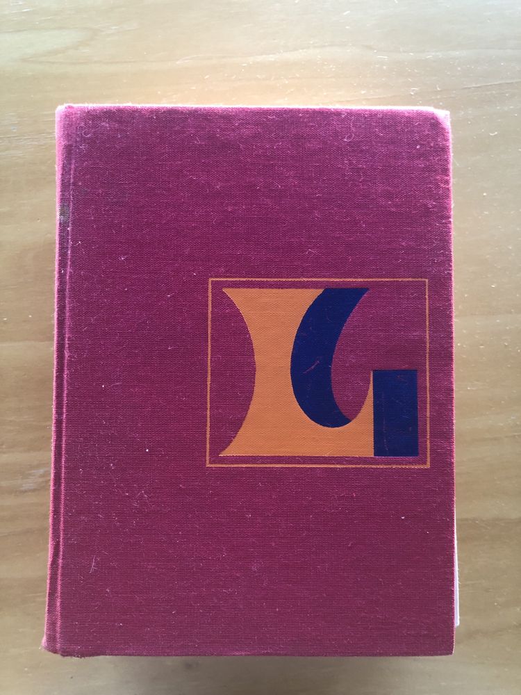 Livro. Dicionário  Petit Larousse Illustré, de 1974