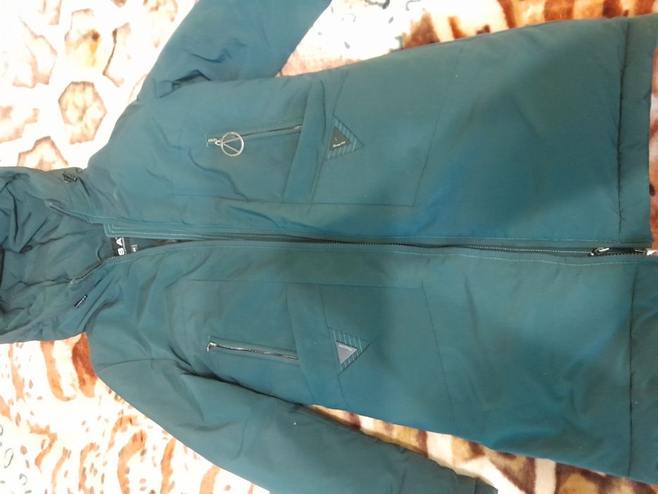 Тепла зимова куртка