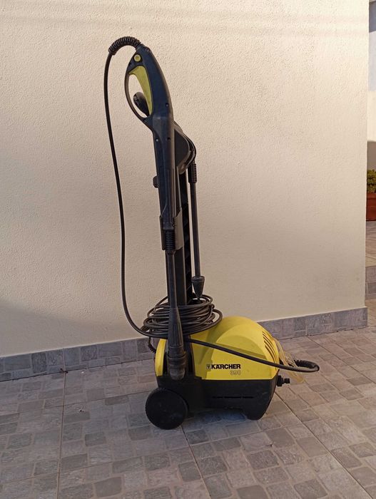 Karcher 390 em excelente estado