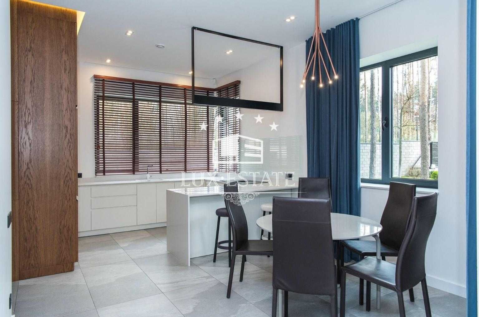 Сдается современный дом 400м² рядом сосновый лес  (25 соток)  СТОЯНКА
