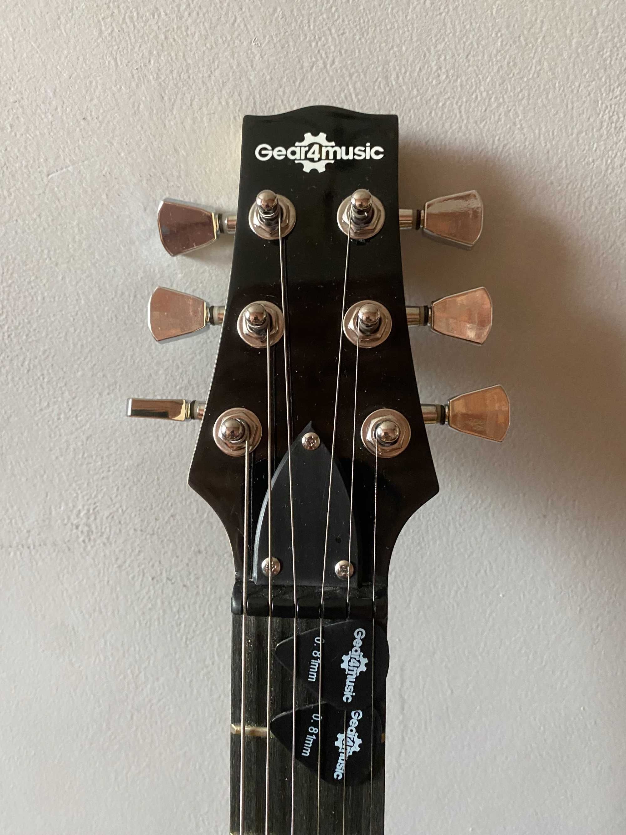 ZESTAW Gitara elektryczna New Jersey II + wzmacniacz + tuner akcesoria
