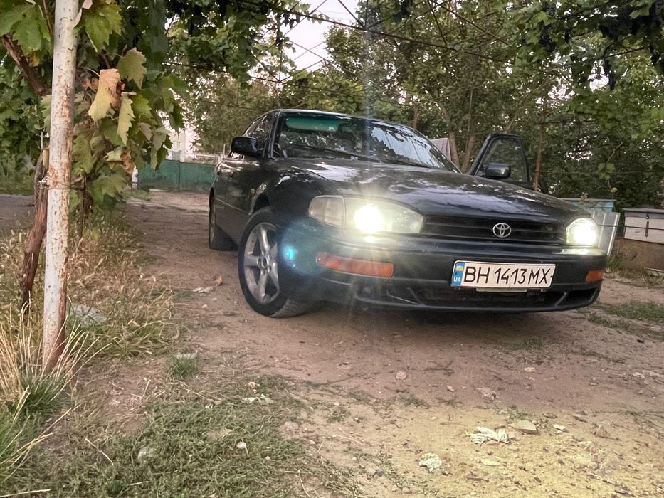 Продам легендарне авто Toyota Кемрі 10