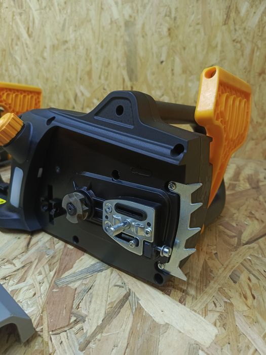 Nieużywana pilarka elektryczna łańcuchowa titan 2000w ttl758chn-a