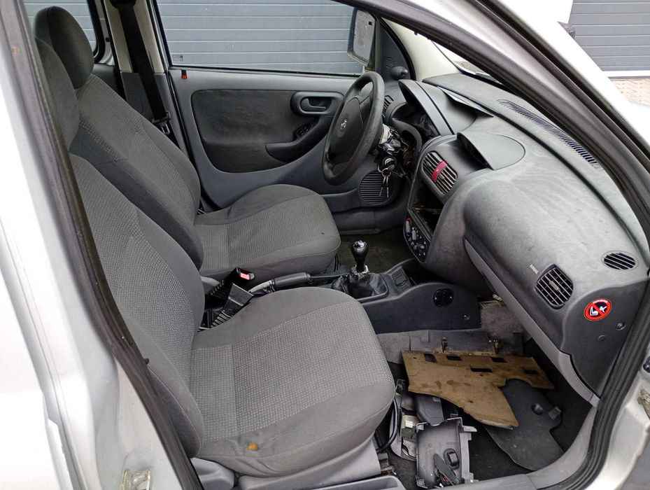 Części Opel Combo silnik, maska, drzwi, skrzynia biegów, lampy