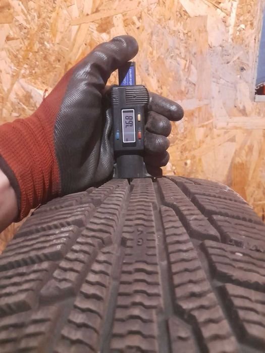 Комплект Nokian Nordman RS2 185/65 R15 92R XL Б/У 7,5 мм