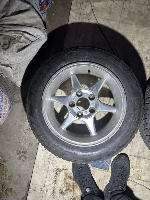 Продам диски FOMB 5/120 с резиной 205/55/16 на бмв
