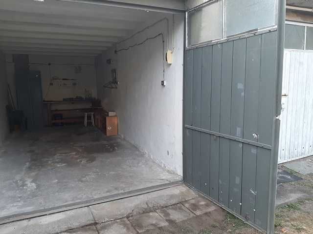 Garaż z prądem w spokojnej okolicy