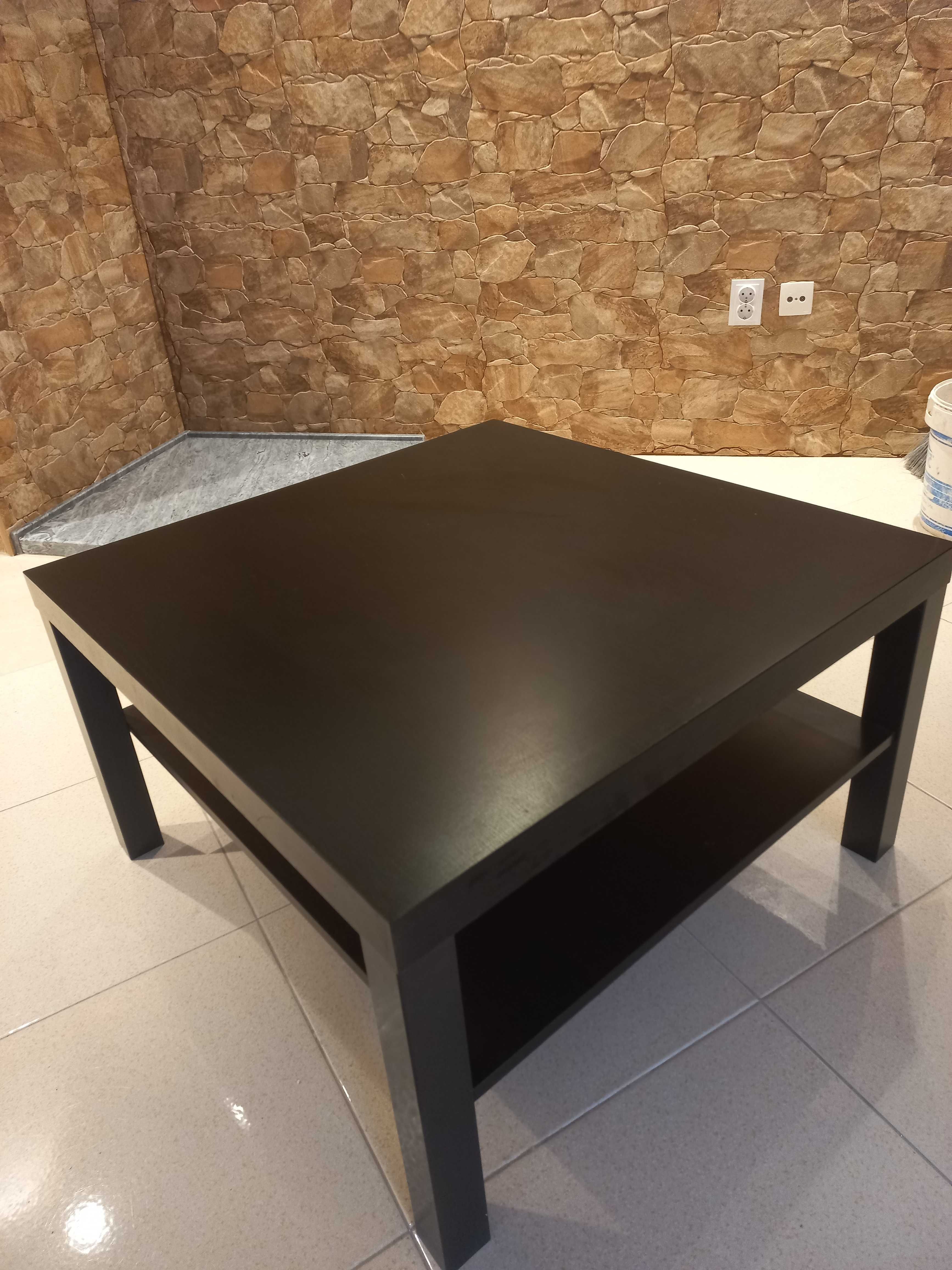 Mesas de centro / apoio (sala)