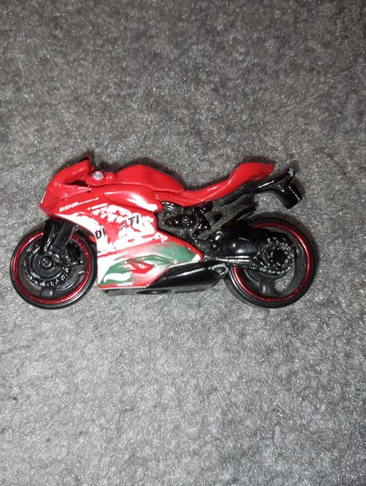 Мотоцикл з колекції хотвилс