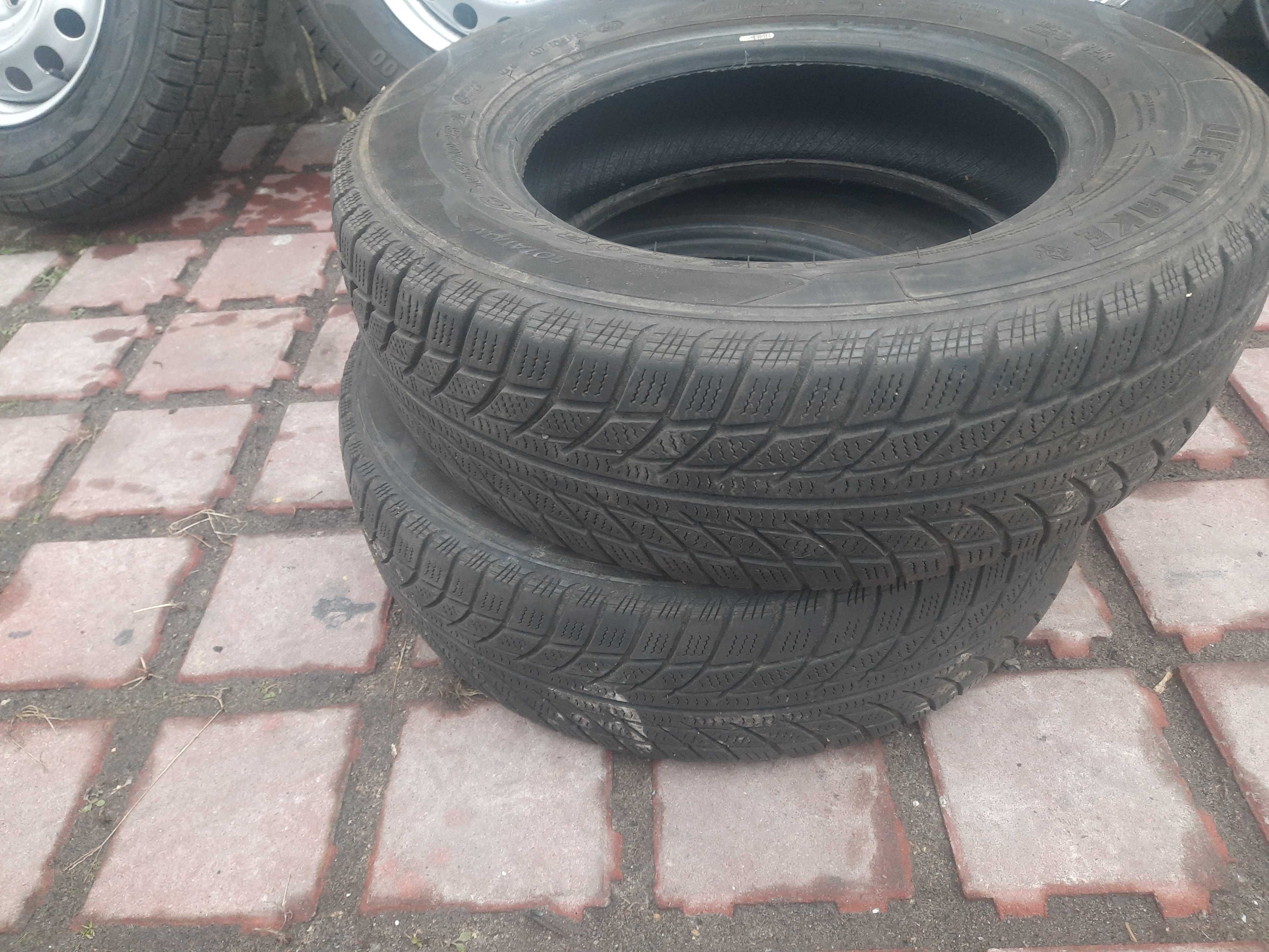 Opony zimowe z felgami 195/70 R15 C komplet