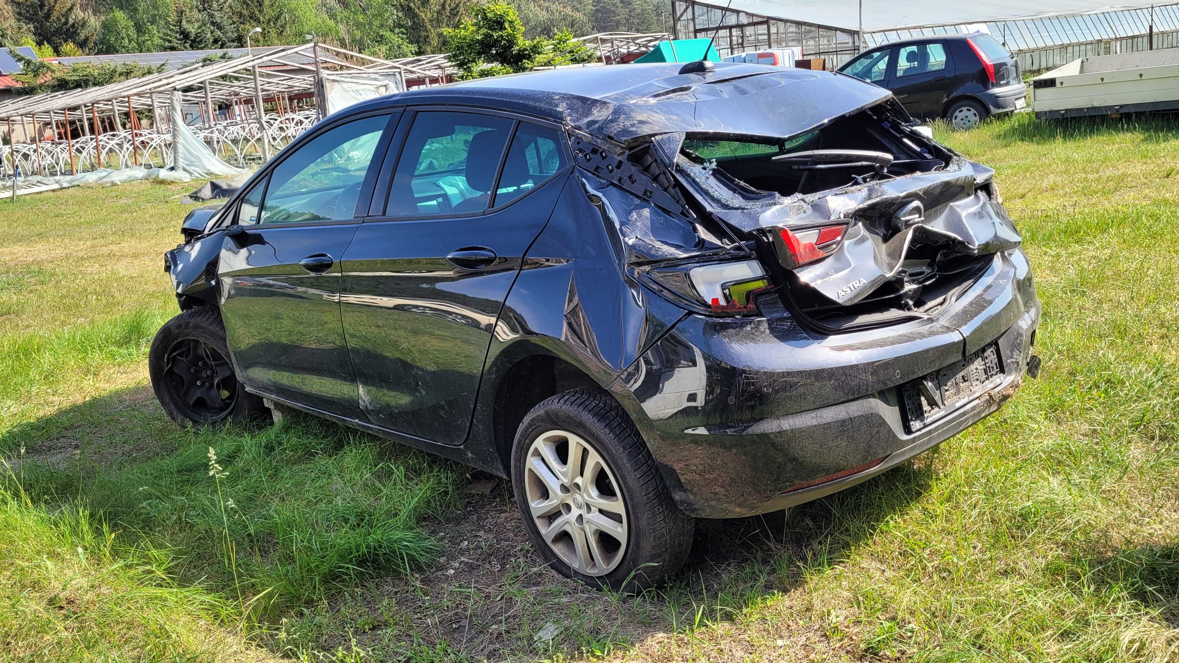 OPEL ASTRA K 1.2 130 koni 6 biegów