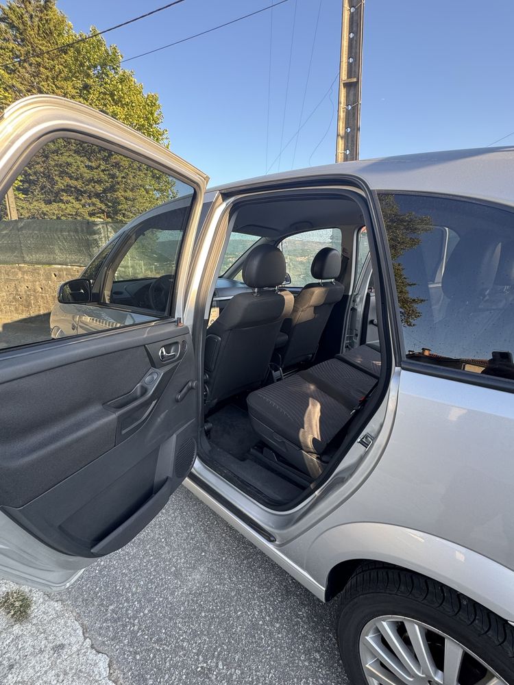 Opel meriva seminovo