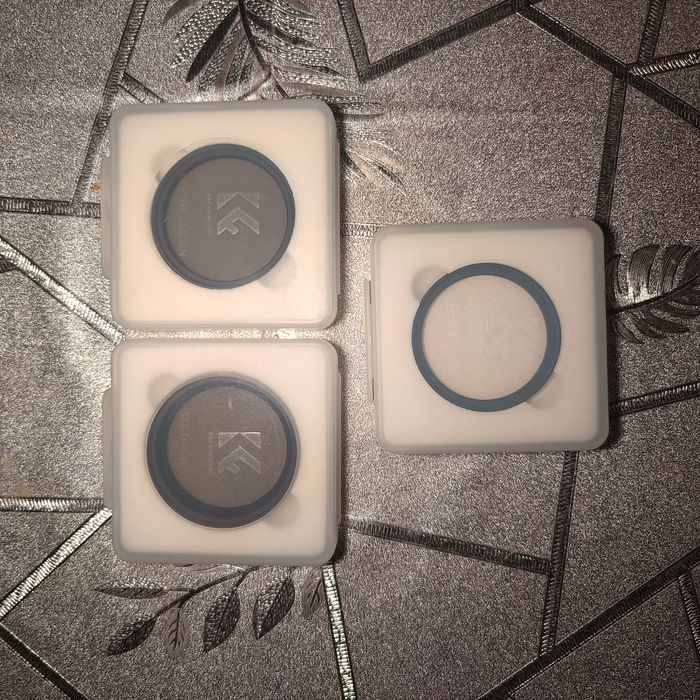 Canon eos 650d Б/У Об'єктив 50мм 1.8 та 3 світофільтри.