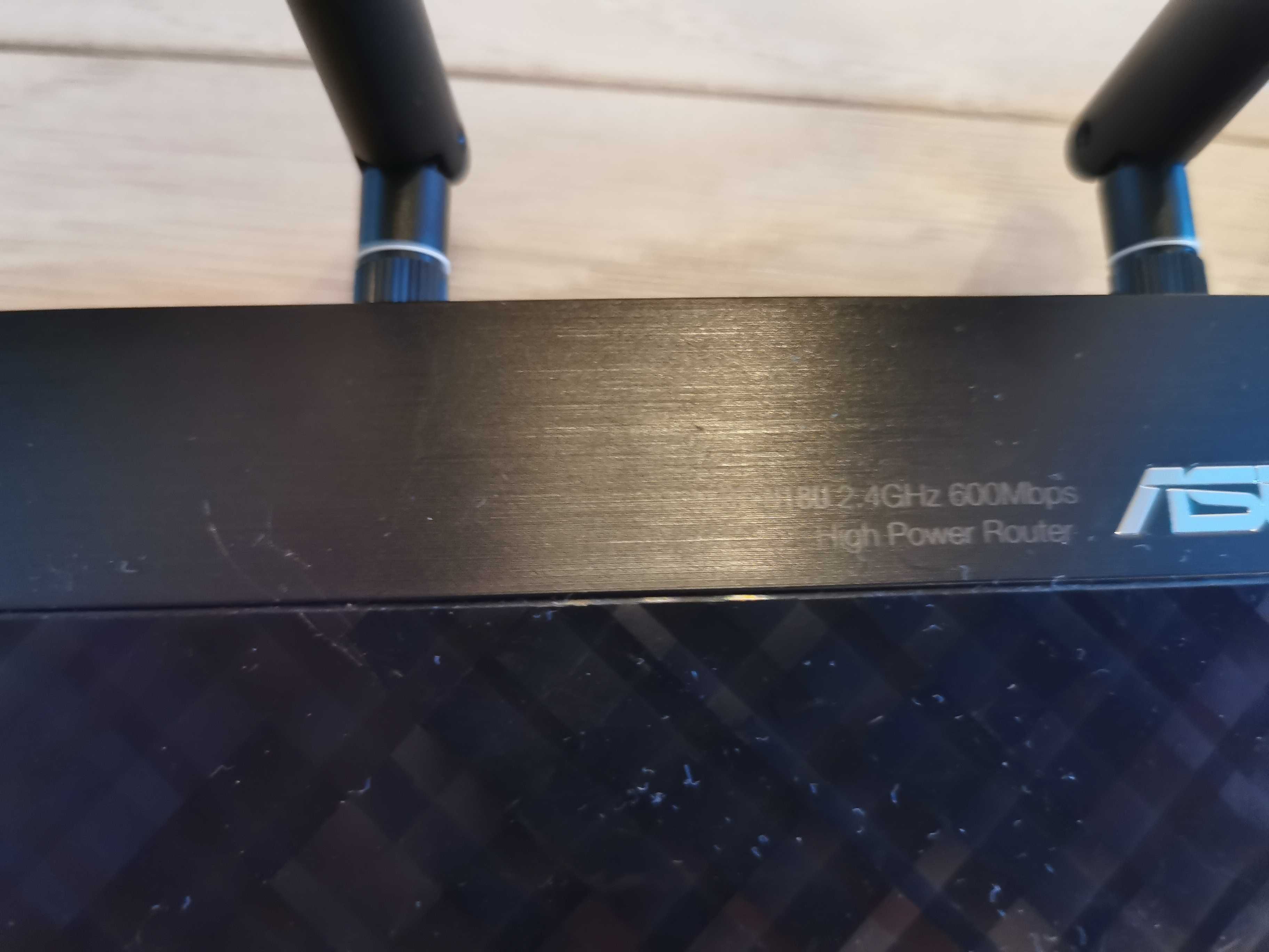 Router bezprzewodowy ASUS RT-N18U