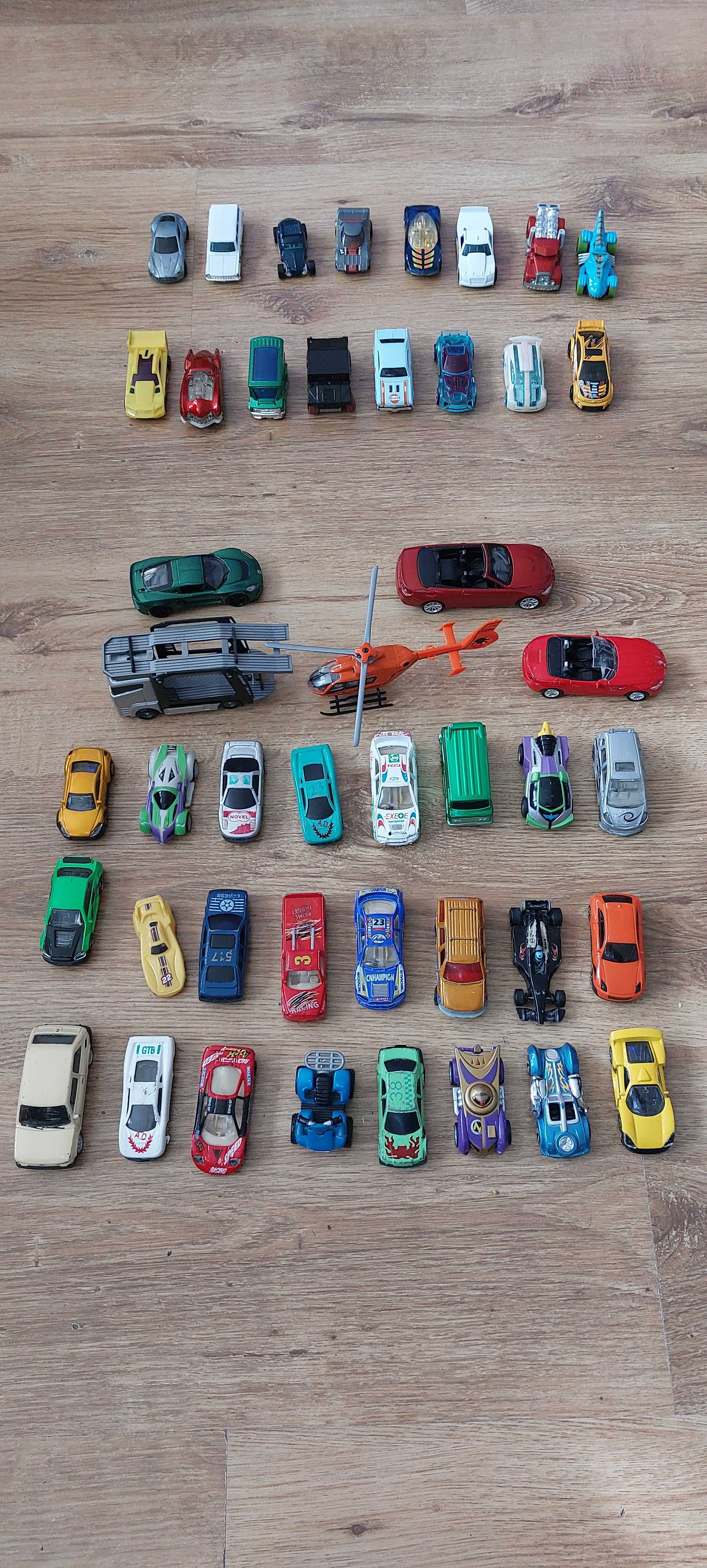 Hot  wheels auta zestaw 16szt plus 28 szt .Okazja!!!