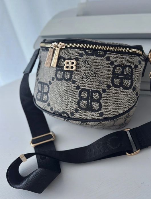 Torebka nerka damska