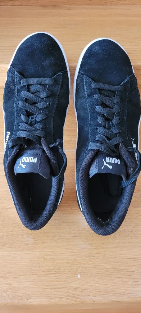 Buty Puma Smash Jr czarne r.39 skóra zamsz stan bdb biała podeszwa