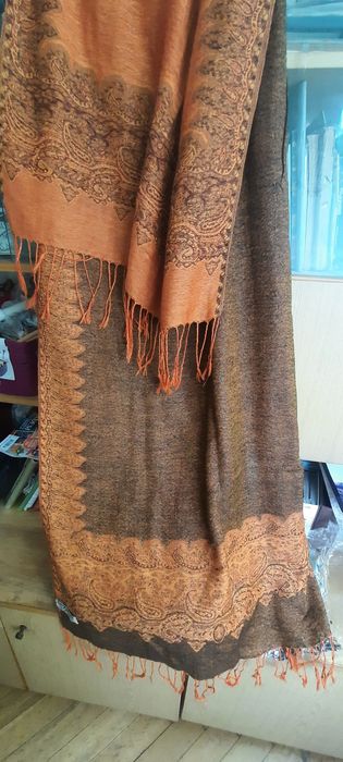 Piękny szal pashmina