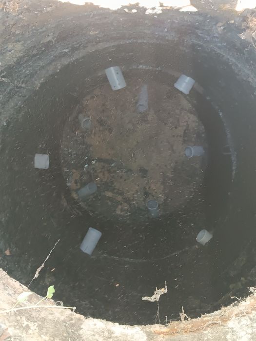 Ям. Ручная чистка сливной ямы. Яма под ключ. Бетонные работы. Выкачка.