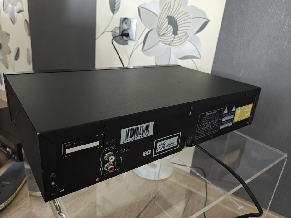 Odtwarzacz CD Pioneer PD-206  1bit DLC