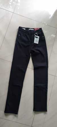 Spodnie jeans  m.sara