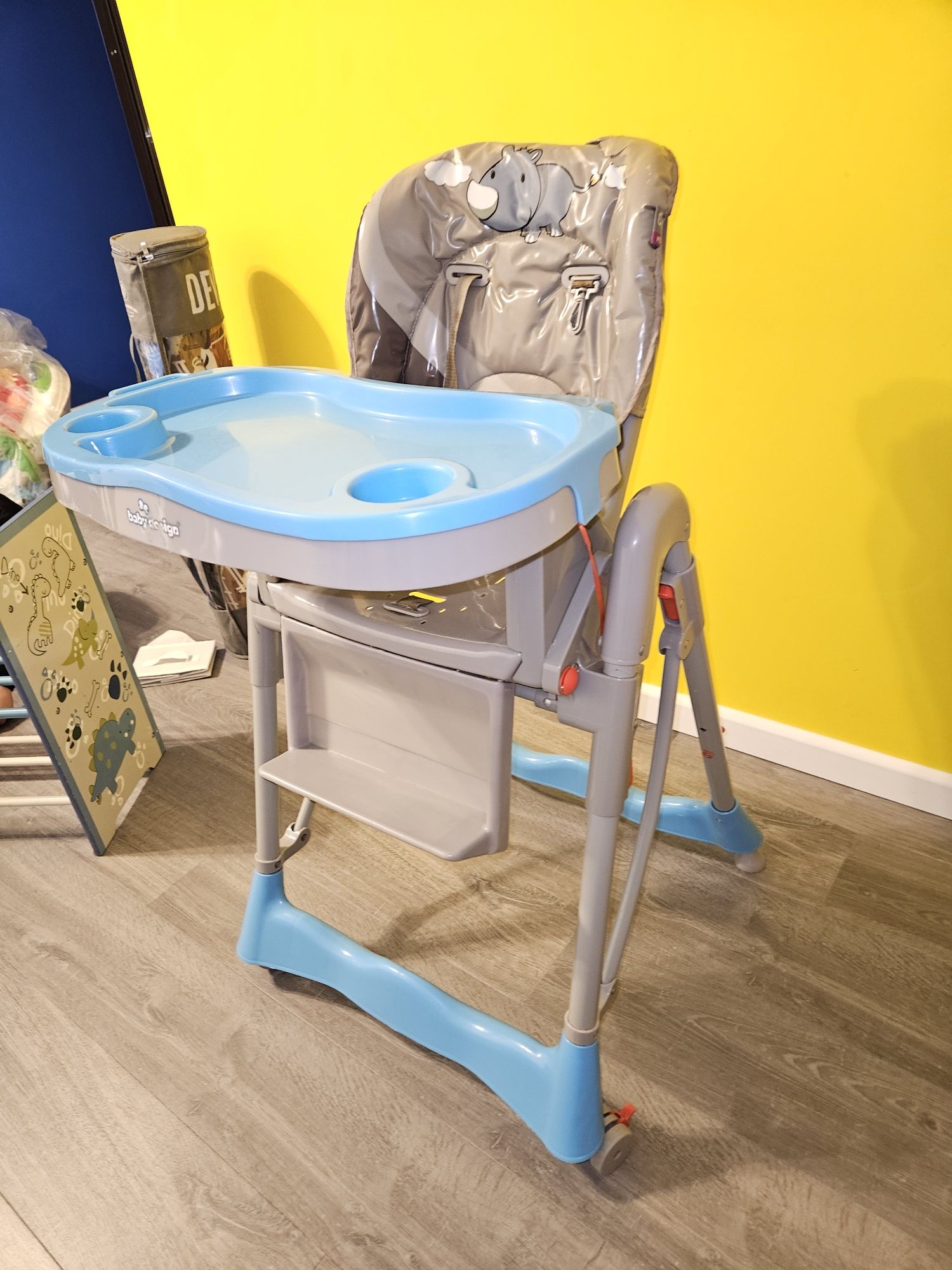 Krzesełko do karmienia baby design
