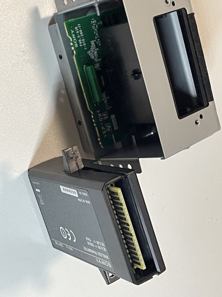 Sony Wiraless transmitter EZW-T100 adapter do systemu audio