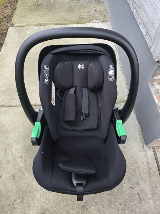 Продам дитяче автокрісло/автолюльку EL-Camino i-Fix. 
Стан хороший в ч