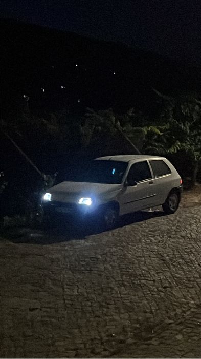 Clio 1.9d PARA PEÇAS