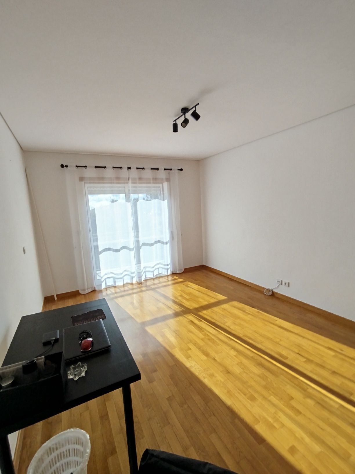 Apartamento T3, Rua da Escola, Vale Sepal, Leiria