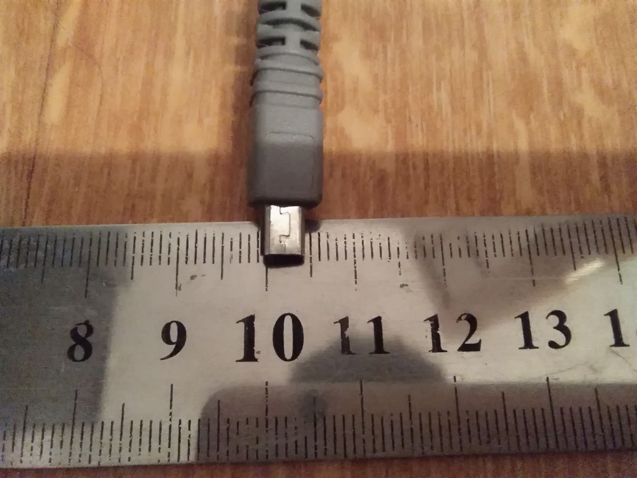 USB  кабель.