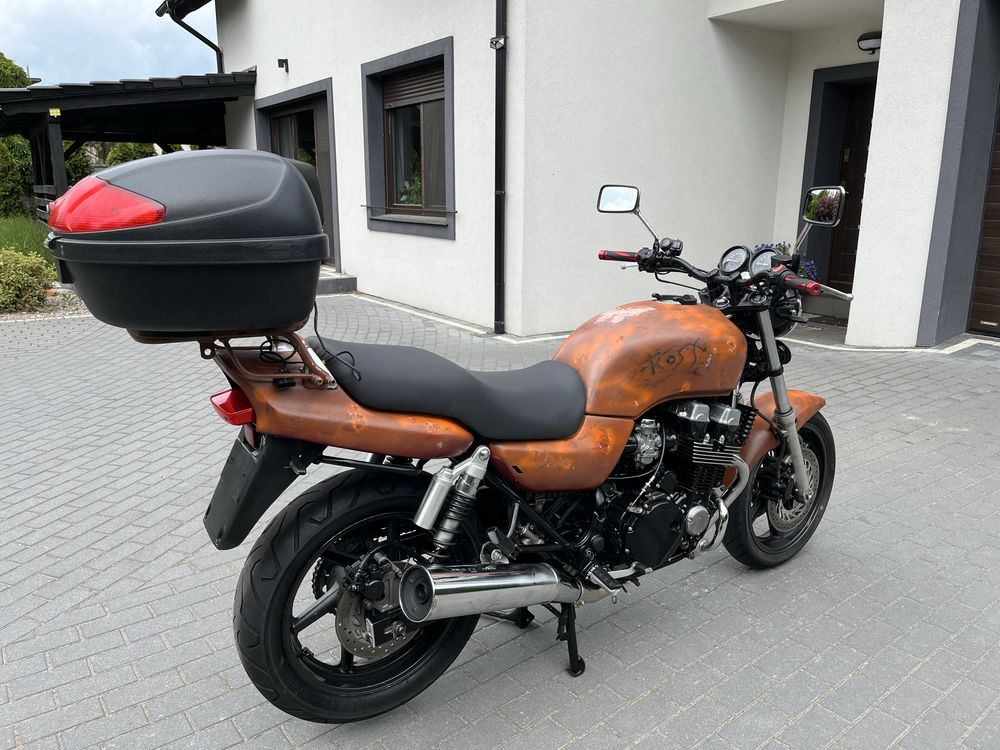 Honda CB 750 Seven Fifty, poza prokektem malowania caly w orygnale
