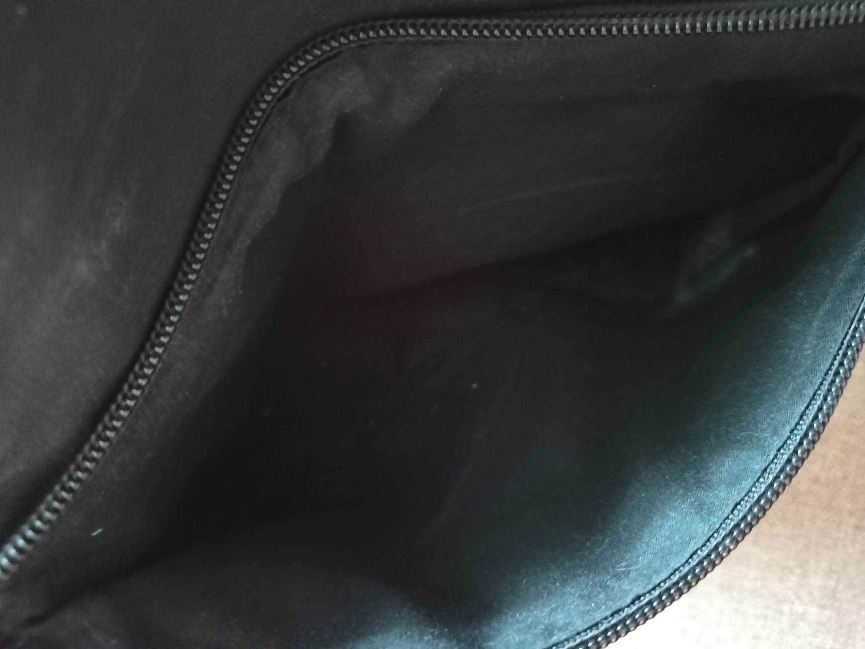 Mała brązowo - czarna lekka torebka na ramie