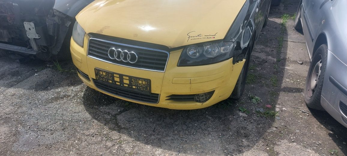 Zderzak przedni audi a3 8P 04r