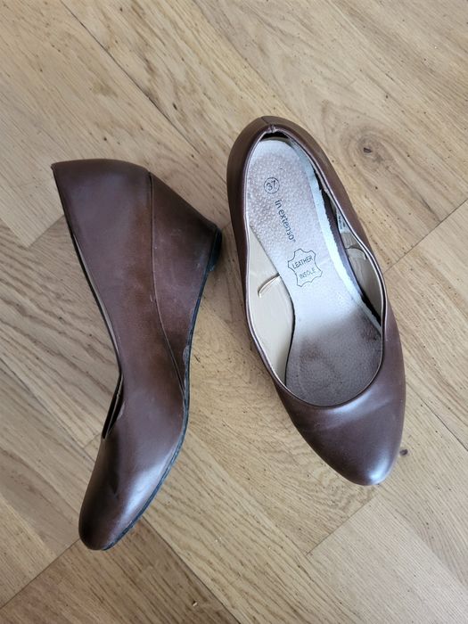 Brązowe buty na koturnie 37 rozm
