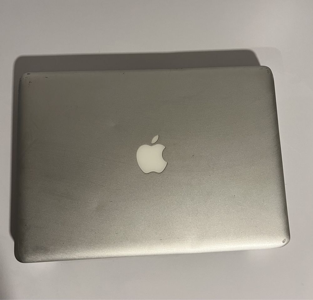 MacBook Pro 13 Mid 2010 uszkodzony