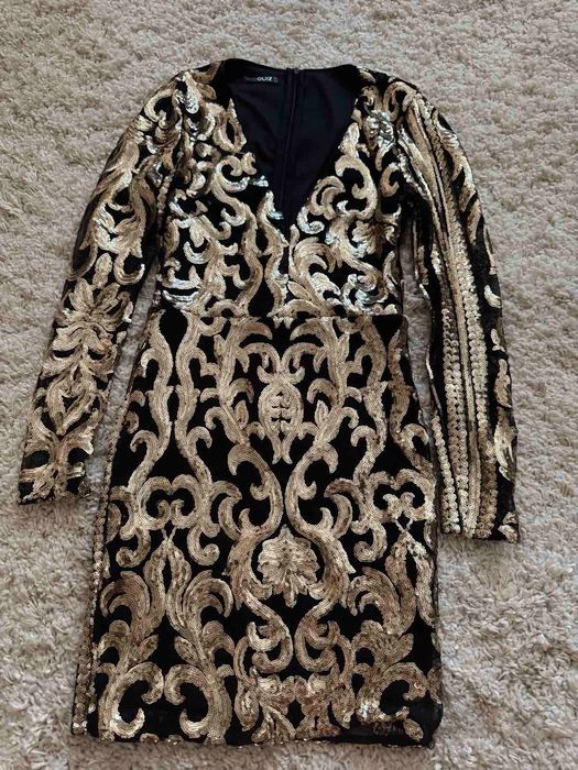 Сногсшибательное вечернее платье в паетках